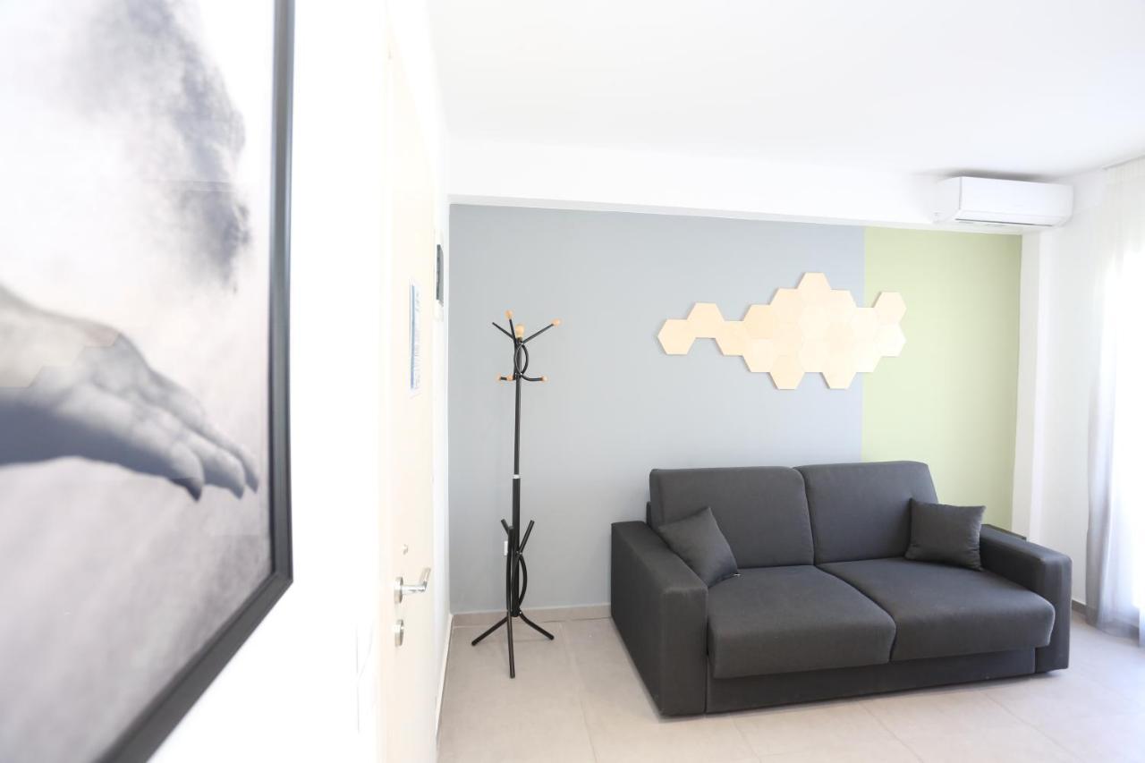 Downtown Seaside Suites سالونيك المظهر الخارجي الصورة